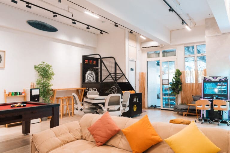 Fluffy BBQ party room 桌球 籃球機 唱K 波波池 兒童 親子 包場 新界 葵芳 推介