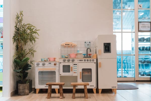 Fluffy BBQ party room 桌球 籃球機 唱K 波波池 兒童 親子 包場 新界 葵芳 推介